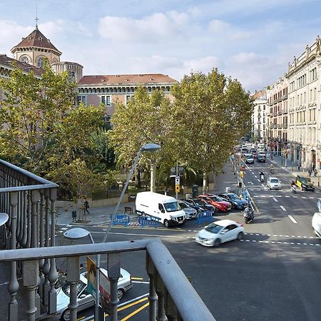 B&B Estudiantes Balmes Barcellona Esterno foto